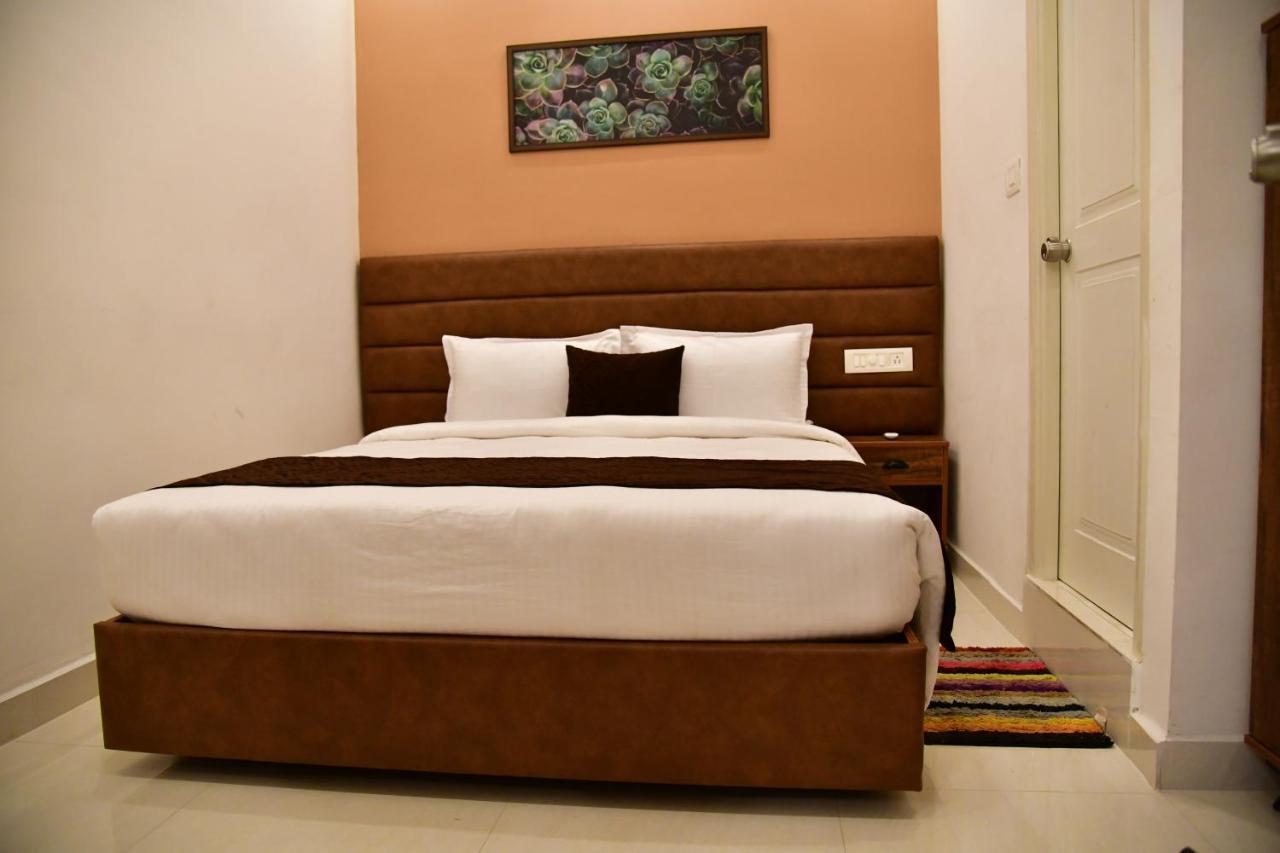 Xcel Luxury Hotel Apartments-Home Living Redefined Mysore Eksteriør billede