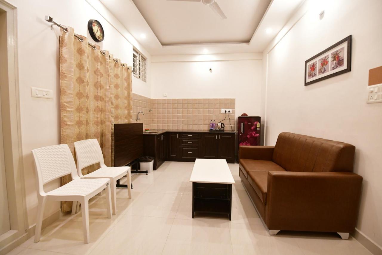 Xcel Luxury Hotel Apartments-Home Living Redefined Mysore Eksteriør billede