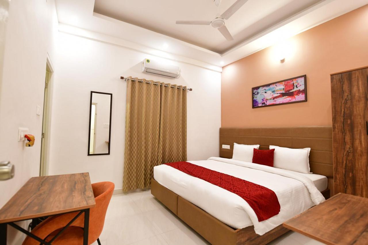 Xcel Luxury Hotel Apartments-Home Living Redefined Mysore Eksteriør billede