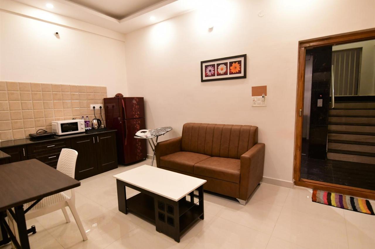 Xcel Luxury Hotel Apartments-Home Living Redefined Mysore Eksteriør billede