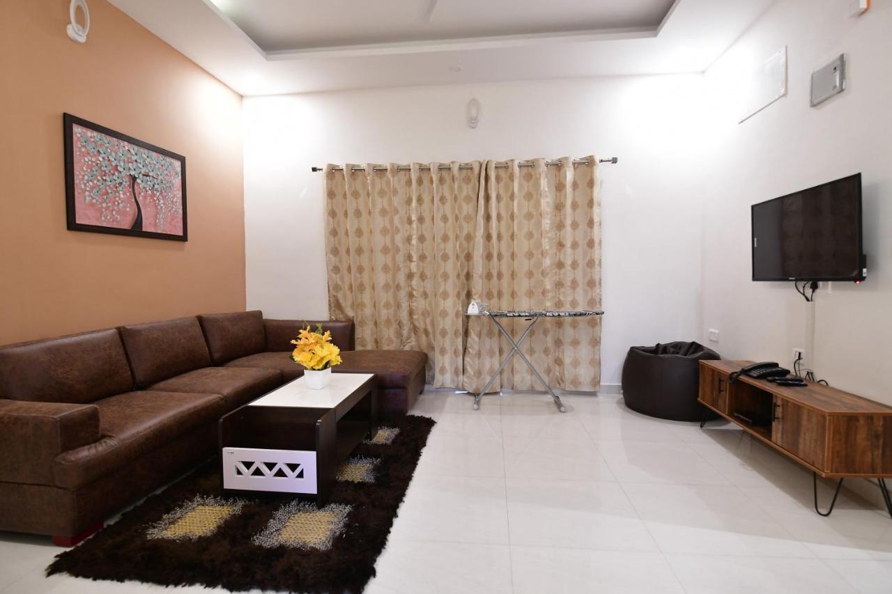 Xcel Luxury Hotel Apartments-Home Living Redefined Mysore Eksteriør billede