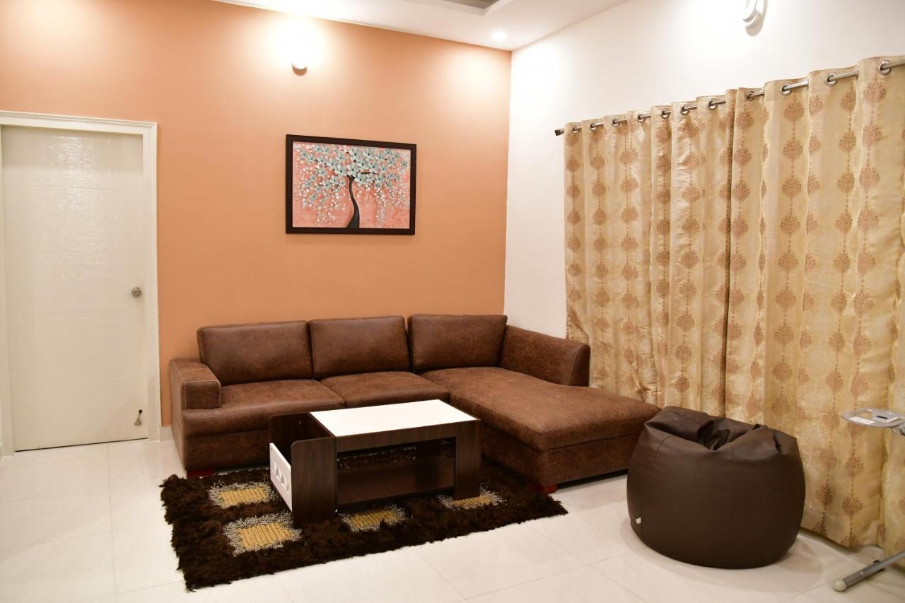 Xcel Luxury Hotel Apartments-Home Living Redefined Mysore Eksteriør billede