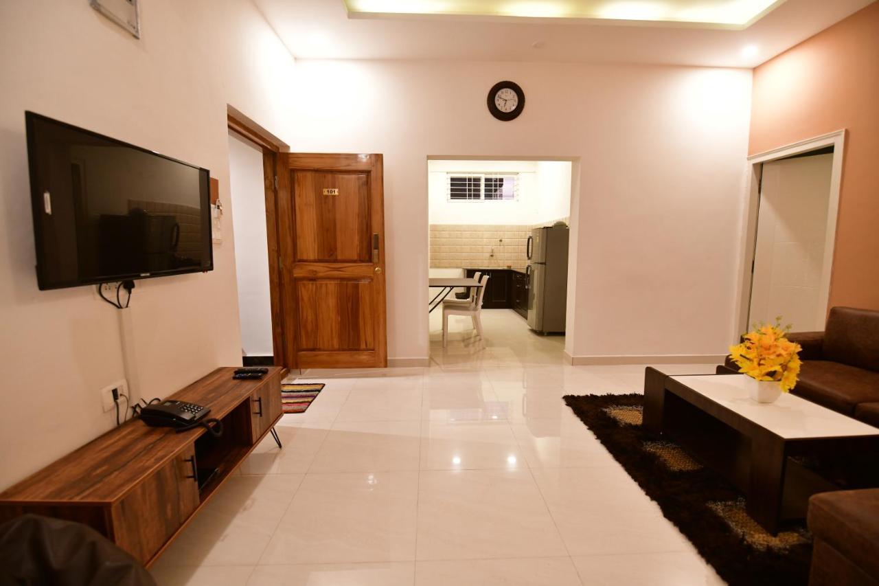 Xcel Luxury Hotel Apartments-Home Living Redefined Mysore Eksteriør billede